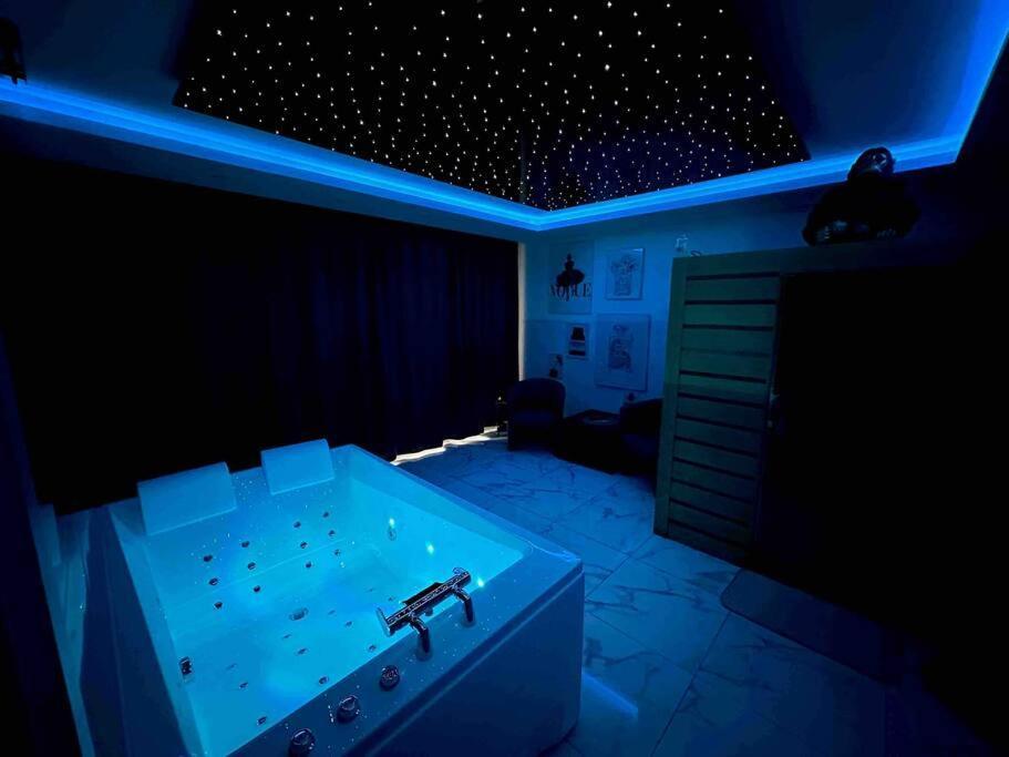 Cozy Rental Spa Schiltigheim Buitenkant foto