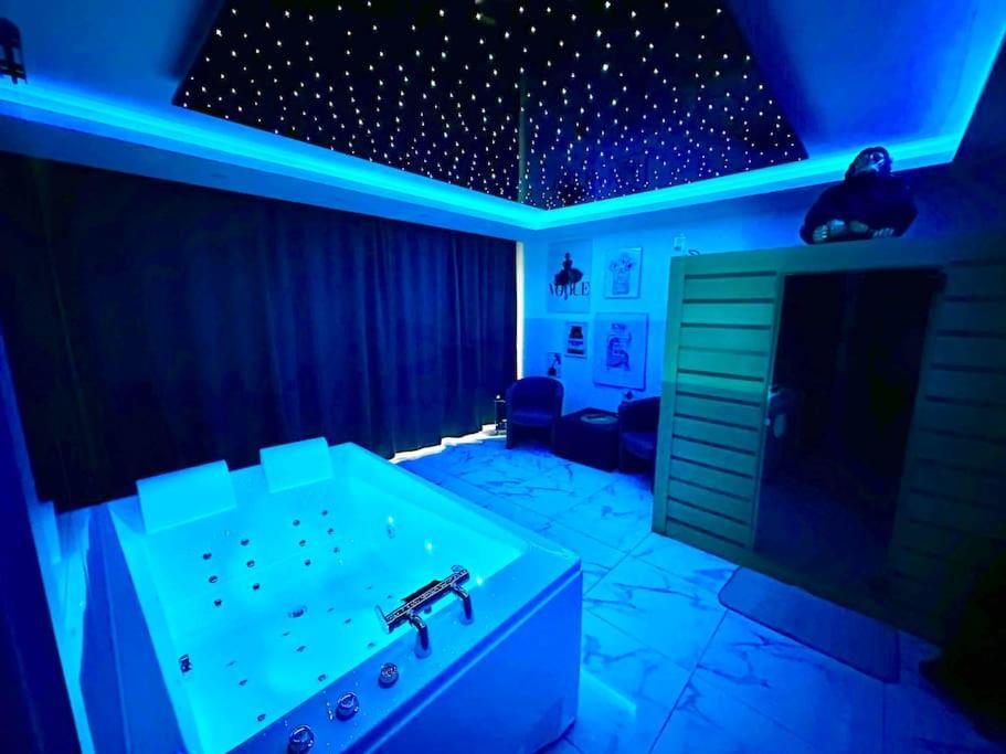 Cozy Rental Spa Schiltigheim Buitenkant foto