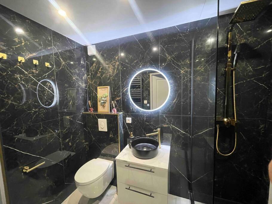 Cozy Rental Spa Schiltigheim Buitenkant foto